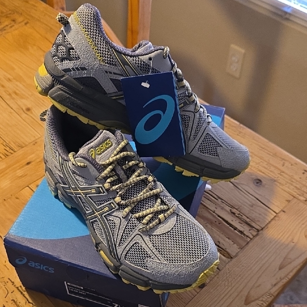 ASICS Gel-Kahana 8 Women's Shoes in Gray and Lime 7.5 NEW W/BOX